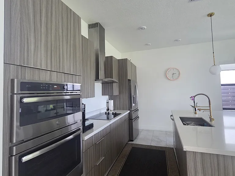 15935 NW 87th Ct — Photo 7