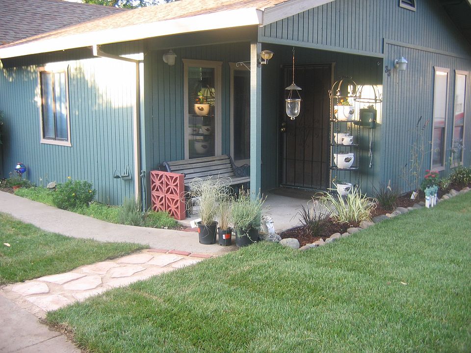 Front Entryway