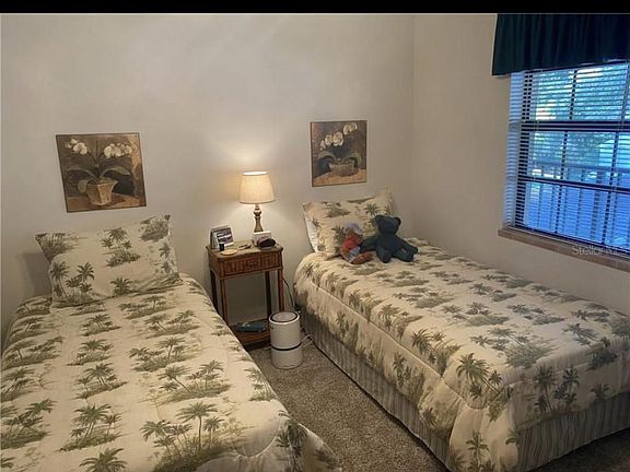 3rd image of 225 E 10th Ave APT B2