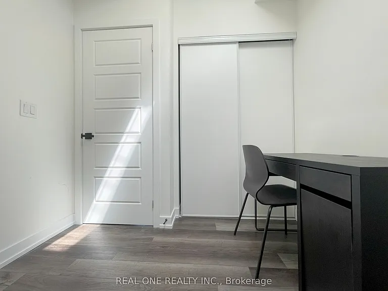 851 Sheppard Ave W #19 — Photo 18