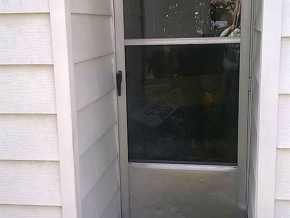 rear entrance to carport