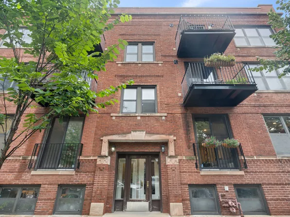 (undisclosed Address), Chicago, IL 60657