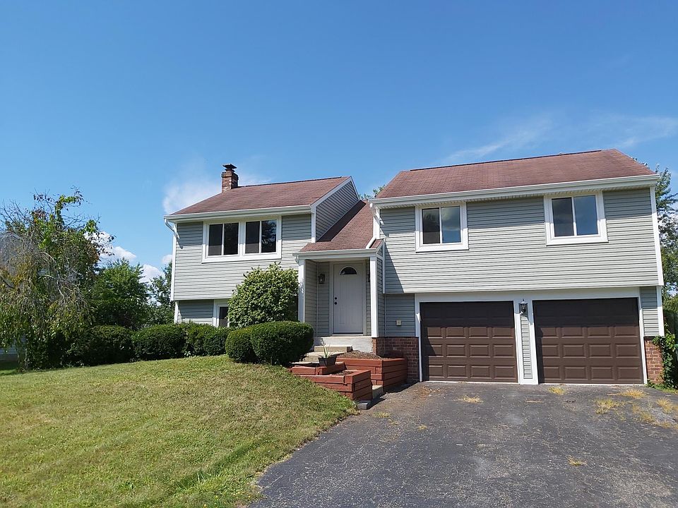 1st image of 424 Anna Marie Dr