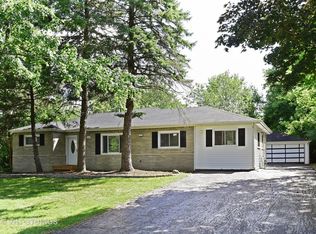365 Hawthorn Ln, Hoffman Estates, IL 60169