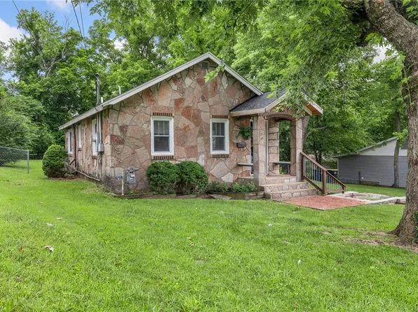 1101 N Maple St, Harrison, AR 72601