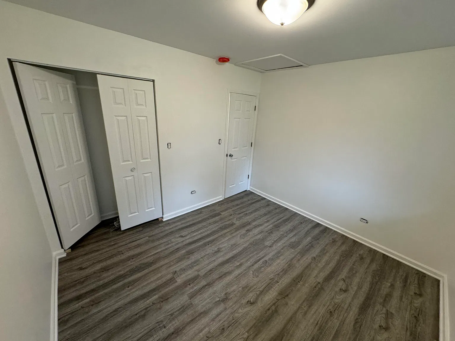 1 bed, 750 sqft, $1,350 — Photo 2