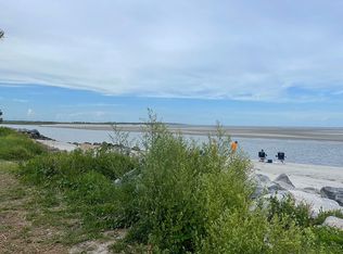1493 Wood Ave, Saint Simons Island, GA 31522