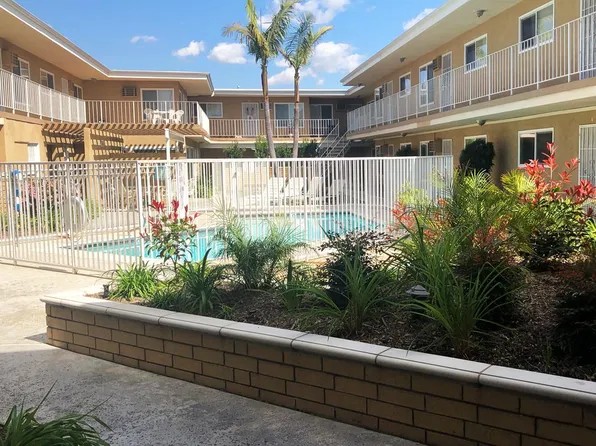 Chez Paree Apartments, 3207 W Ball Rd #22, Anaheim, CA 92804