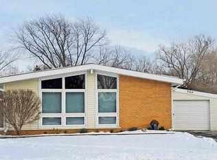 369 Jeanne Ter, Wheeling, IL