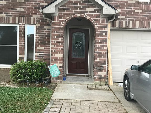 5th image of 320 Cypress Ln