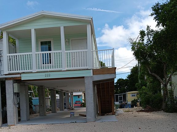 5th image of 222 Oleander Dr