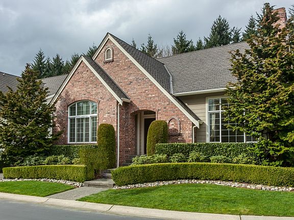 2nd image of 13548 NE 12th Pl