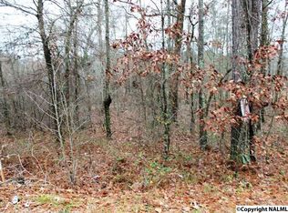 5 Quail Dr, Centre, AL 35960