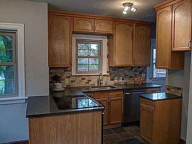 1523 S Perry St — Photo 7