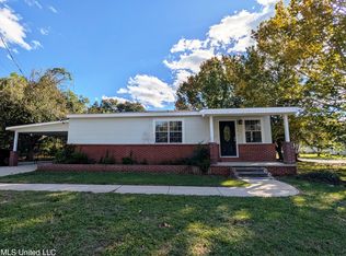 2302 Wilson Ave, Pascagoula, MS 39567
