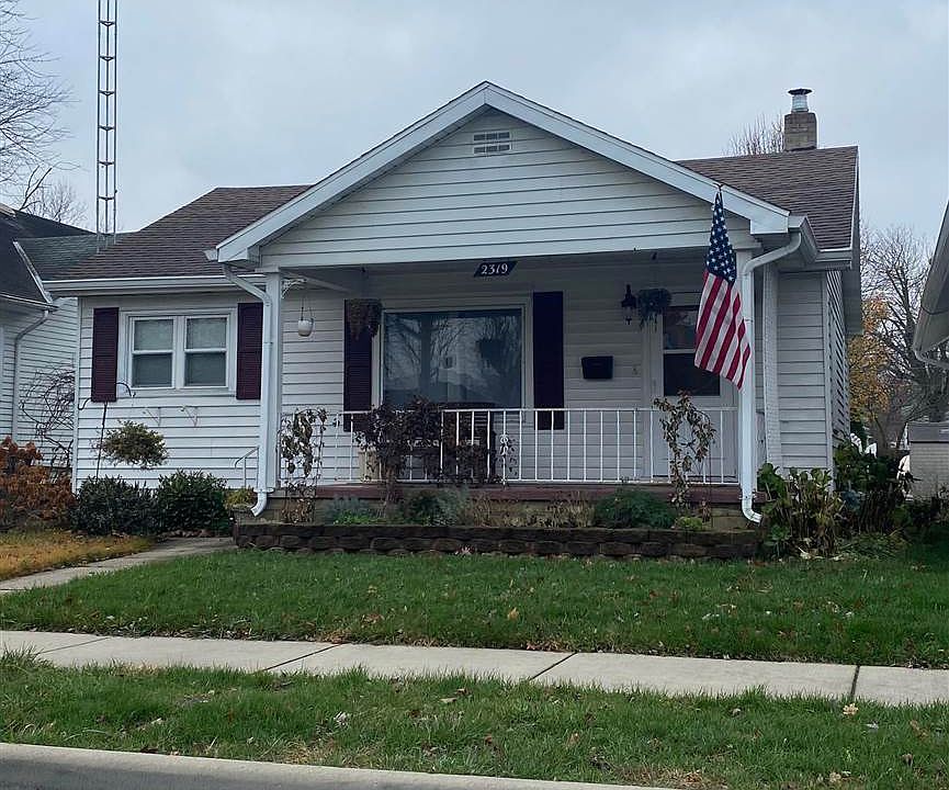 1st image of 2319 N Grand Ave