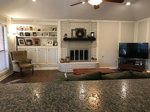 4th image of 2 La Costa Cir