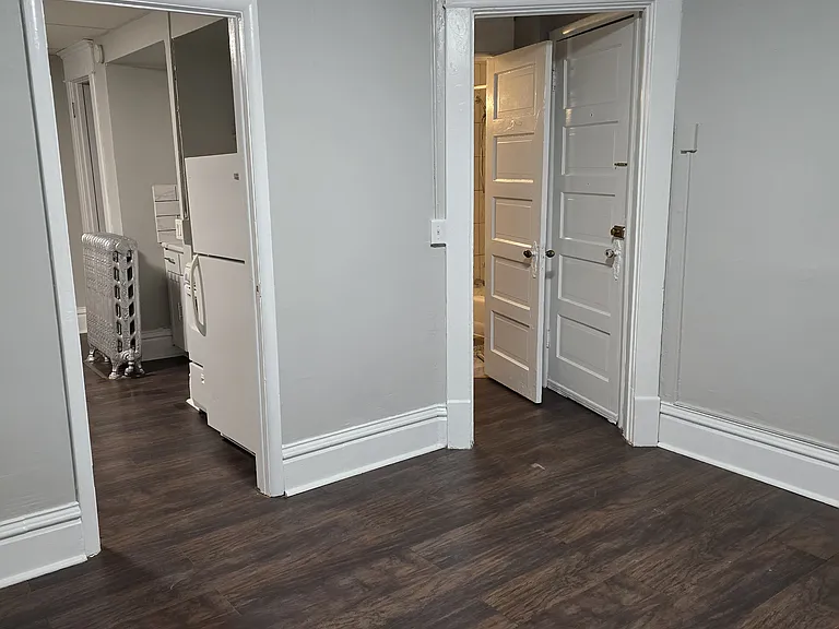 3407 5th Ave #5 — Photo 8