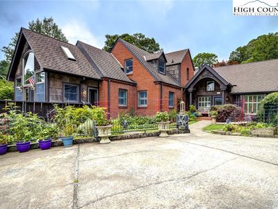 216 Cherry Drive, Boone, NC, 28607