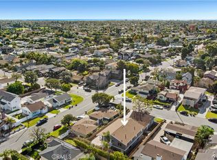 140 Albert Pl, Costa Mesa, CA 92627