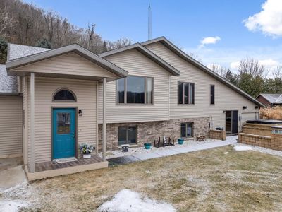 W764B Valley DRIVE, Fountain City, WI, 54629