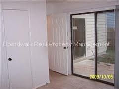 4th image of 6329 Les Harrison Dr