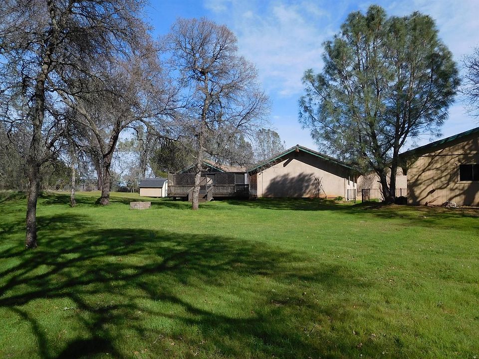 2nd image of 1736 Carl Rd