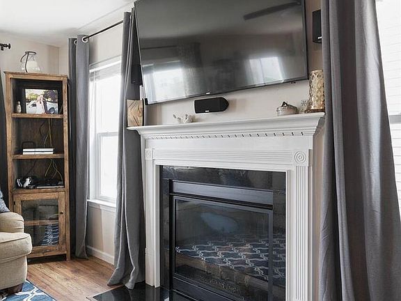 gas fireplace in LR