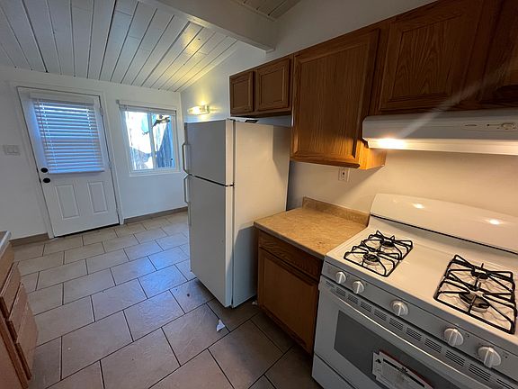 5th image of 550-56 Sacramento Ave #556