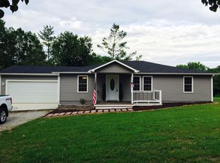 1148 Merry Oaks Rd, McMinnville, TN 37110