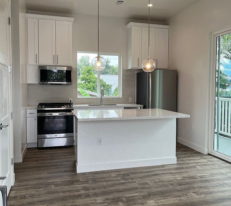 1st image of 3528-3530 36th St #3532