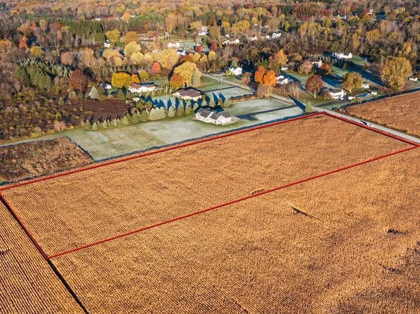 160 Griffin Ln N, Elma, NY 14059