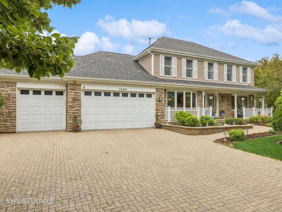 1980 Peach Tree Ln, Algonquin, IL 60102