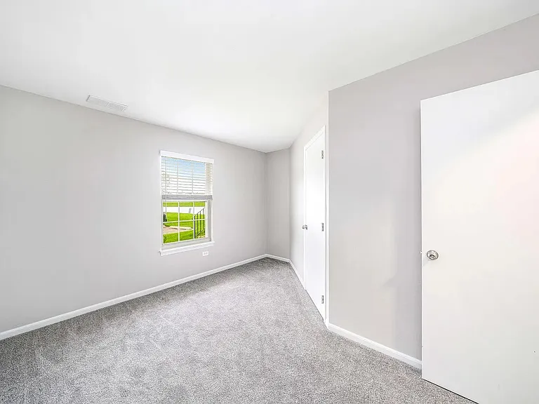 13843 Cambridge Cir — Photo 17