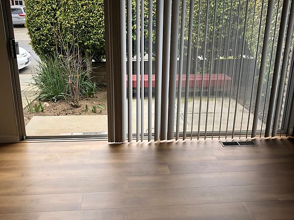 5th image of 497 La Conner Dr #1