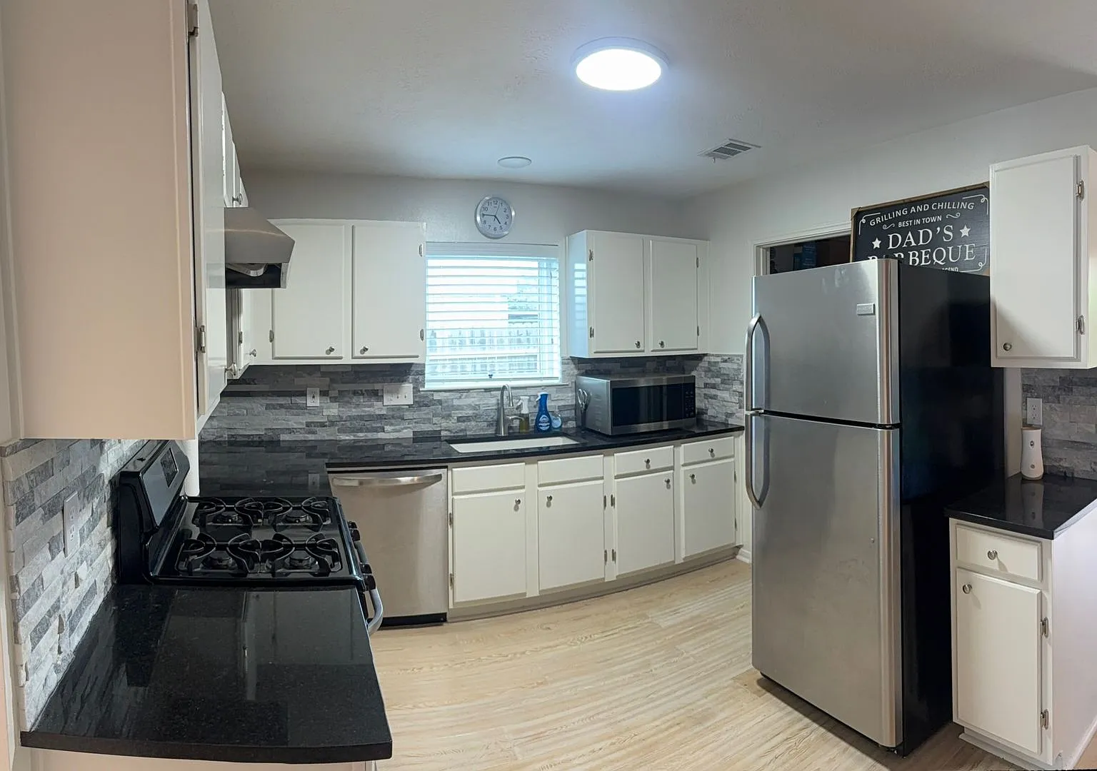Beautiful 4-Bedroom Spring Home with Updated Primary Bath & Covered Patio — Photo 3