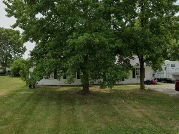 233 Beechwood St, Frankfort, OH 45628