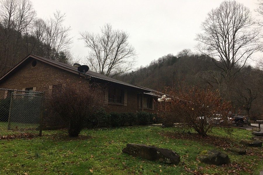 1149 Sunshine Ln, Kimper, KY 41539 Zillow