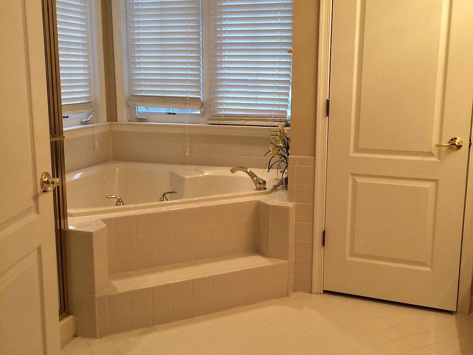 2nd image of 11601 Park Vista Blvd