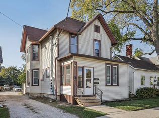 934 Caroline St, Waukesha, WI 53186