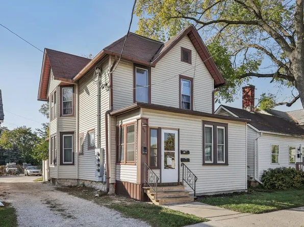 934 Caroline STREET, Waukesha, WI 53186