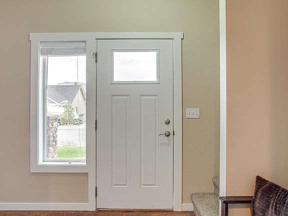 4th image of 2833 N Breckenridge Dr