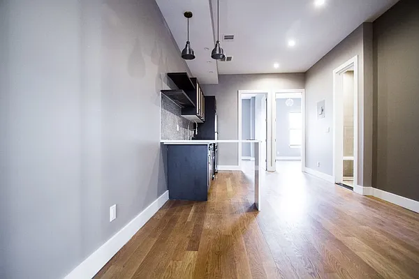 Rented by TheRealEstateCompany.com LLC | media 28