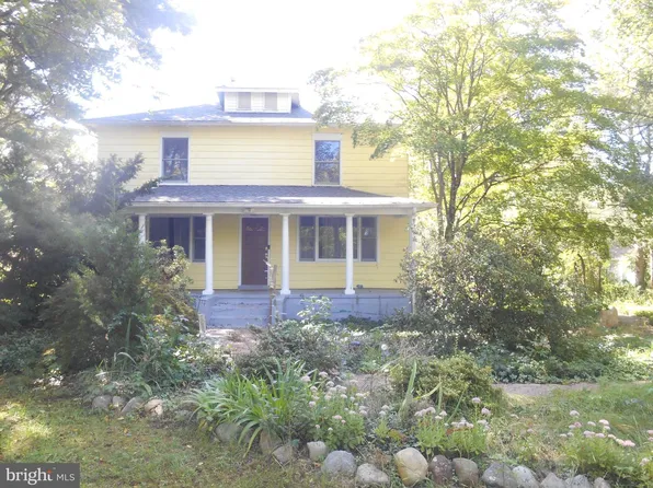 1002 N Chew Rd, Hammonton, NJ 08037