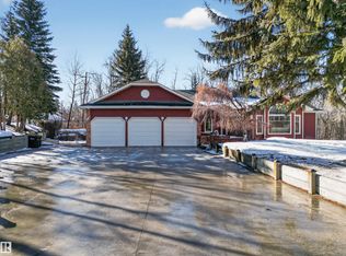 23248 Township Rd #522-337, Strathcona County, AB T8B 1H5