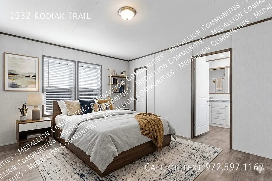 2 bed, $54,900 — Photo 2