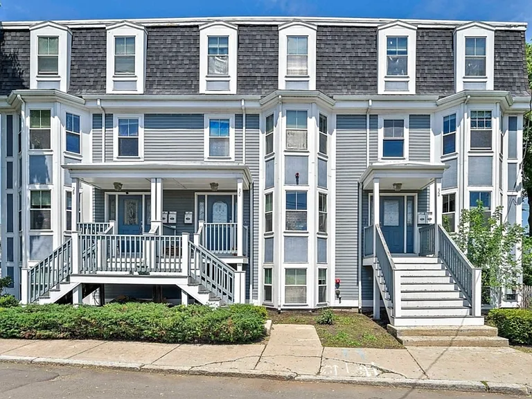 32 Adamson St #E — Photo 15