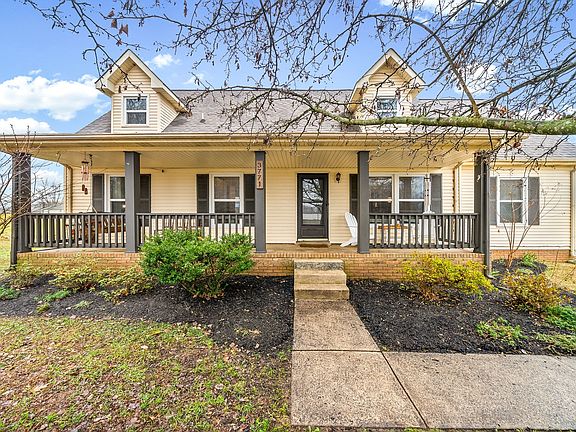 3rd image of 3771 Cloverbrook Dr