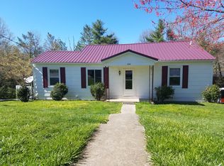 104 Hickory Rd, Bristol, TN 37620