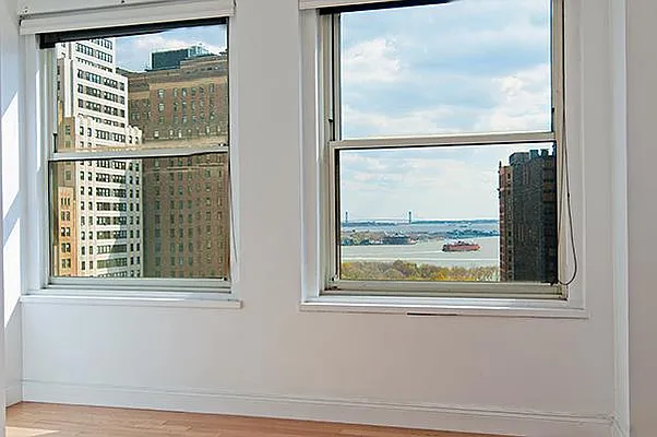 Rented by R New York | media 31